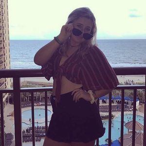 Meet your Posher, Madison